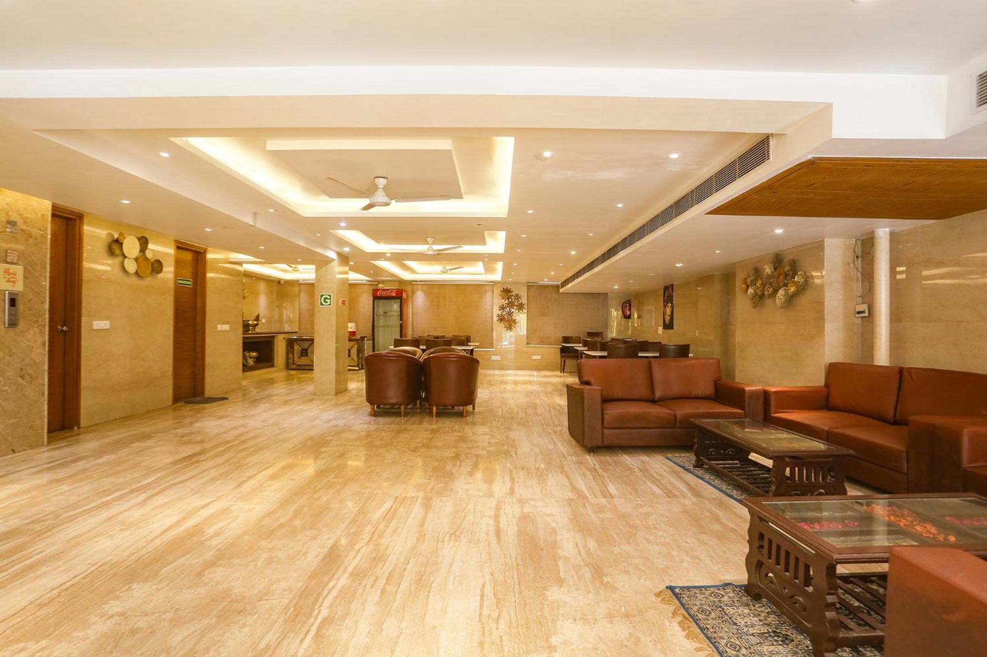 Fabhotel Prime Star 17 - Nr Yashobhoomi Convention Centre Delhi  Dış mekan fotoğraf
