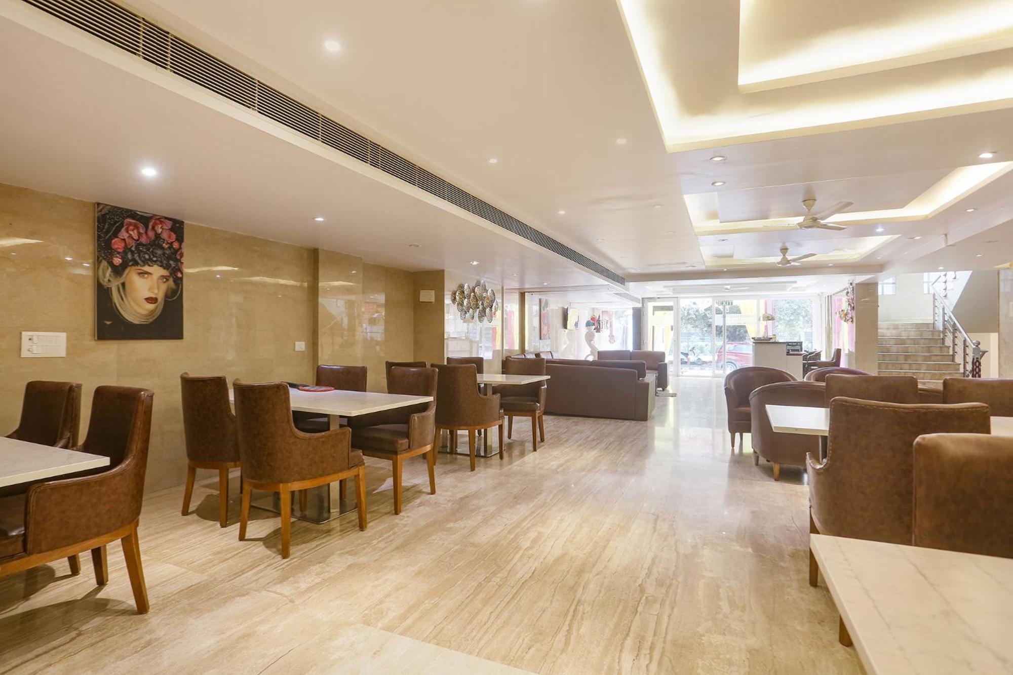 Fabhotel Prime Star 17 - Nr Yashobhoomi Convention Centre Delhi  Dış mekan fotoğraf